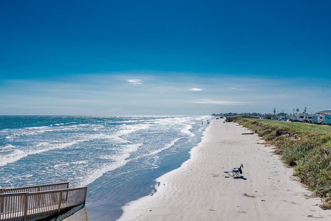 Steps To Pool And Beachamazing Views From Two Balconies Galveston Esterno foto
