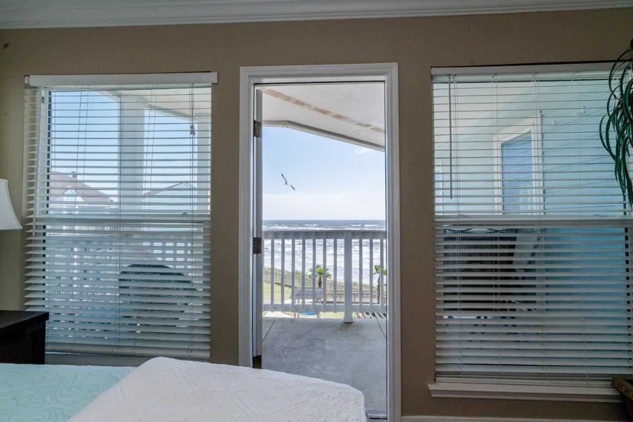 Steps To Pool And Beachamazing Views From Two Balconies Galveston Esterno foto